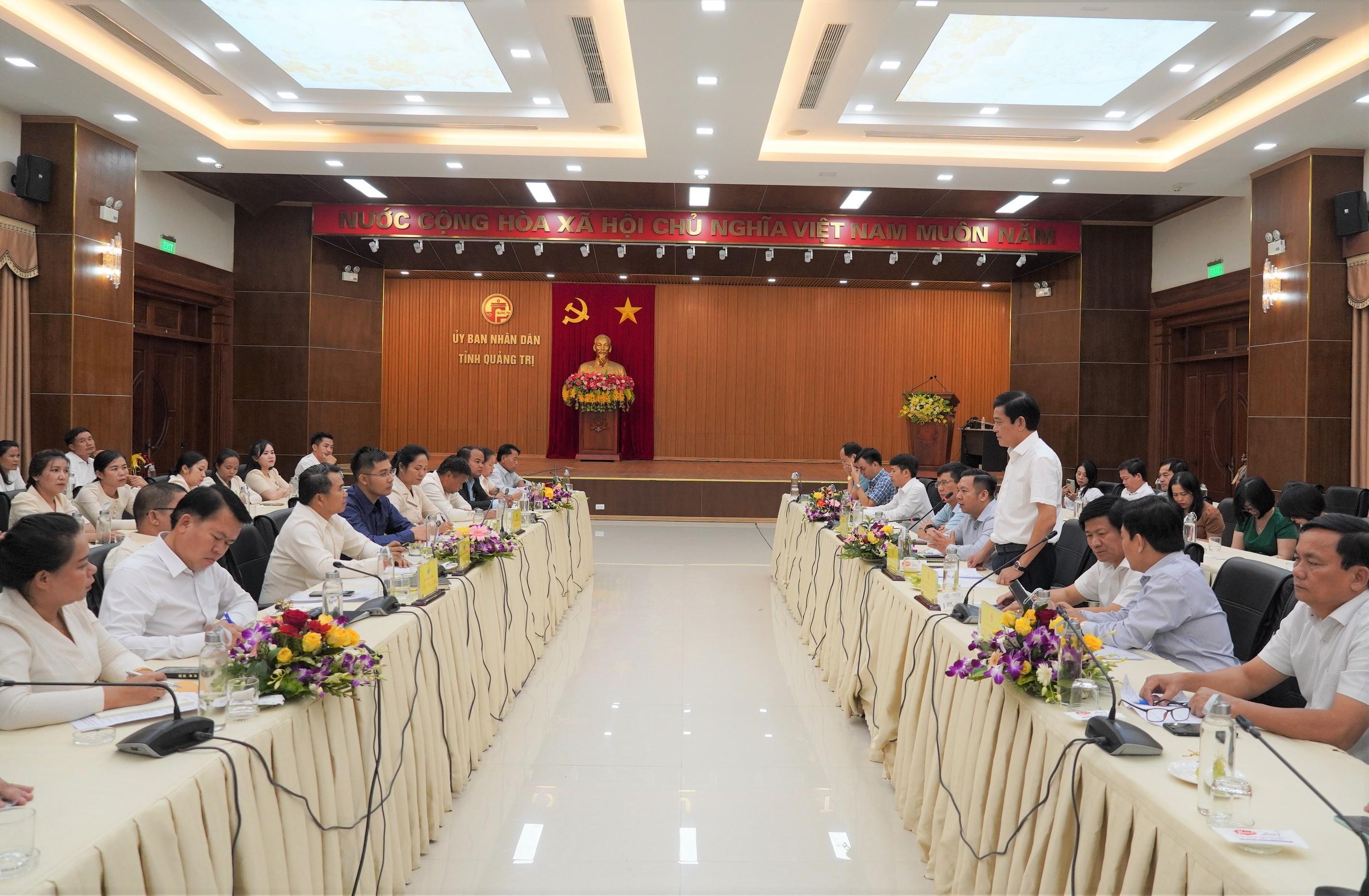 Trao đổi kinh nghiệm công tác giữa Văn phòng UBND tỉnh Quảng Trị và Văn phòng Ủy ban chính quyền...